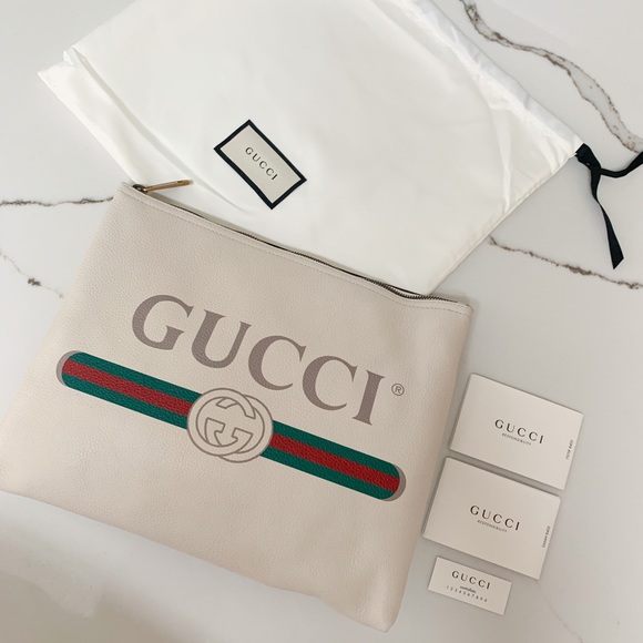 gucci portfolio clutch